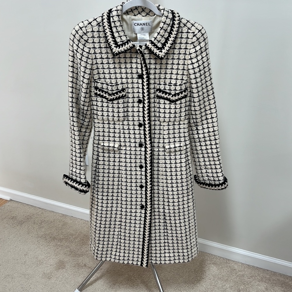 CHANEL Vintage Wool Boucle Long Jacket
